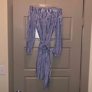 GAP Off The Shoulder Dress w/ Pockets